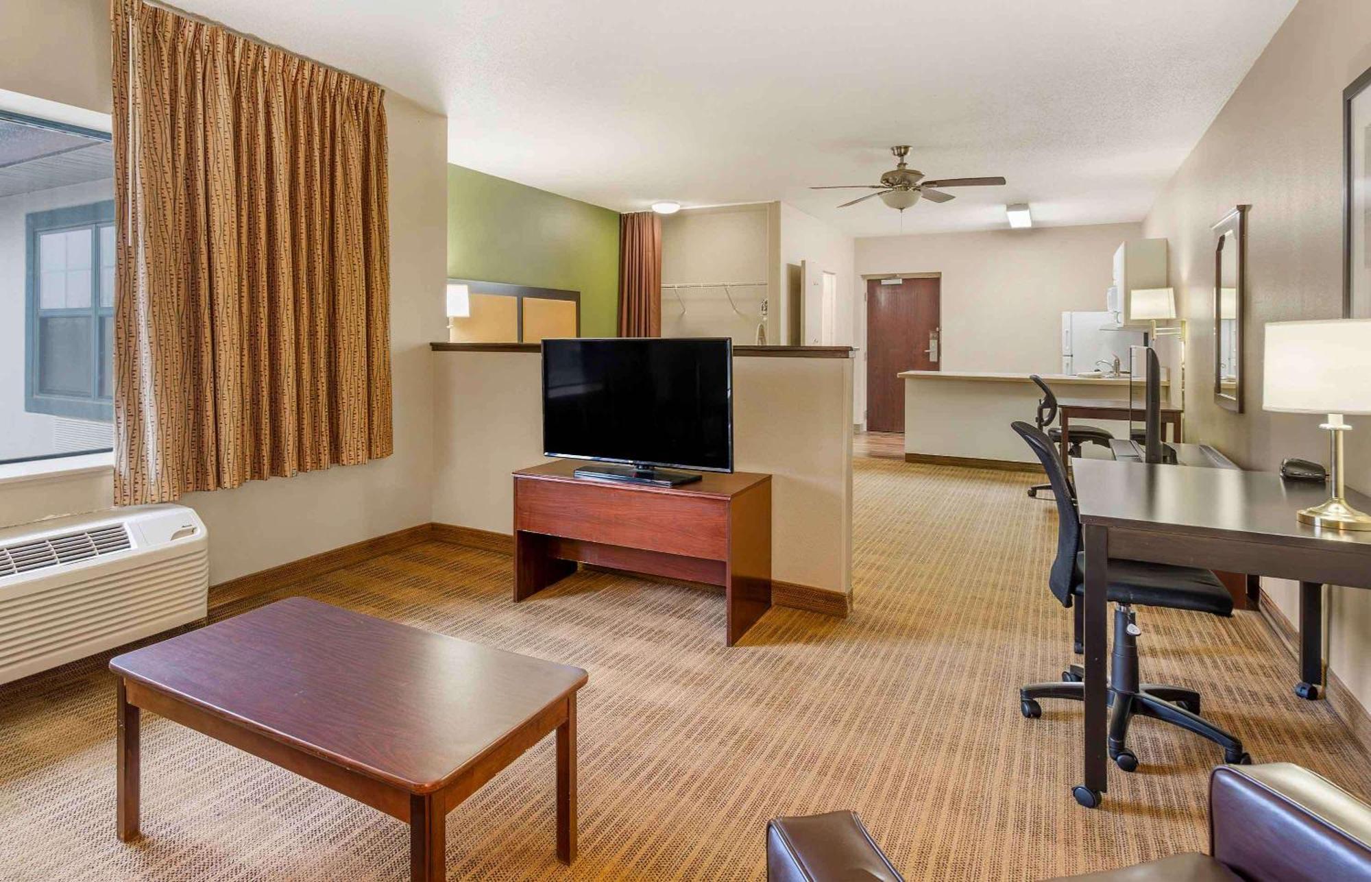 Extended Stay America Select Suites - Chicago - Lisle Exterior photo